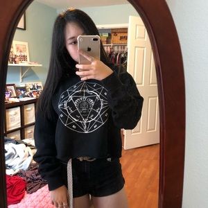 Brandy Melville Raw Hem Cropped Sweatshirt